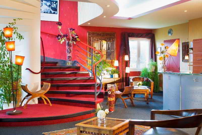The Originals City, Hotel La Cour Carree, Eu Eu (Seine-Maritime) Exterior photo
